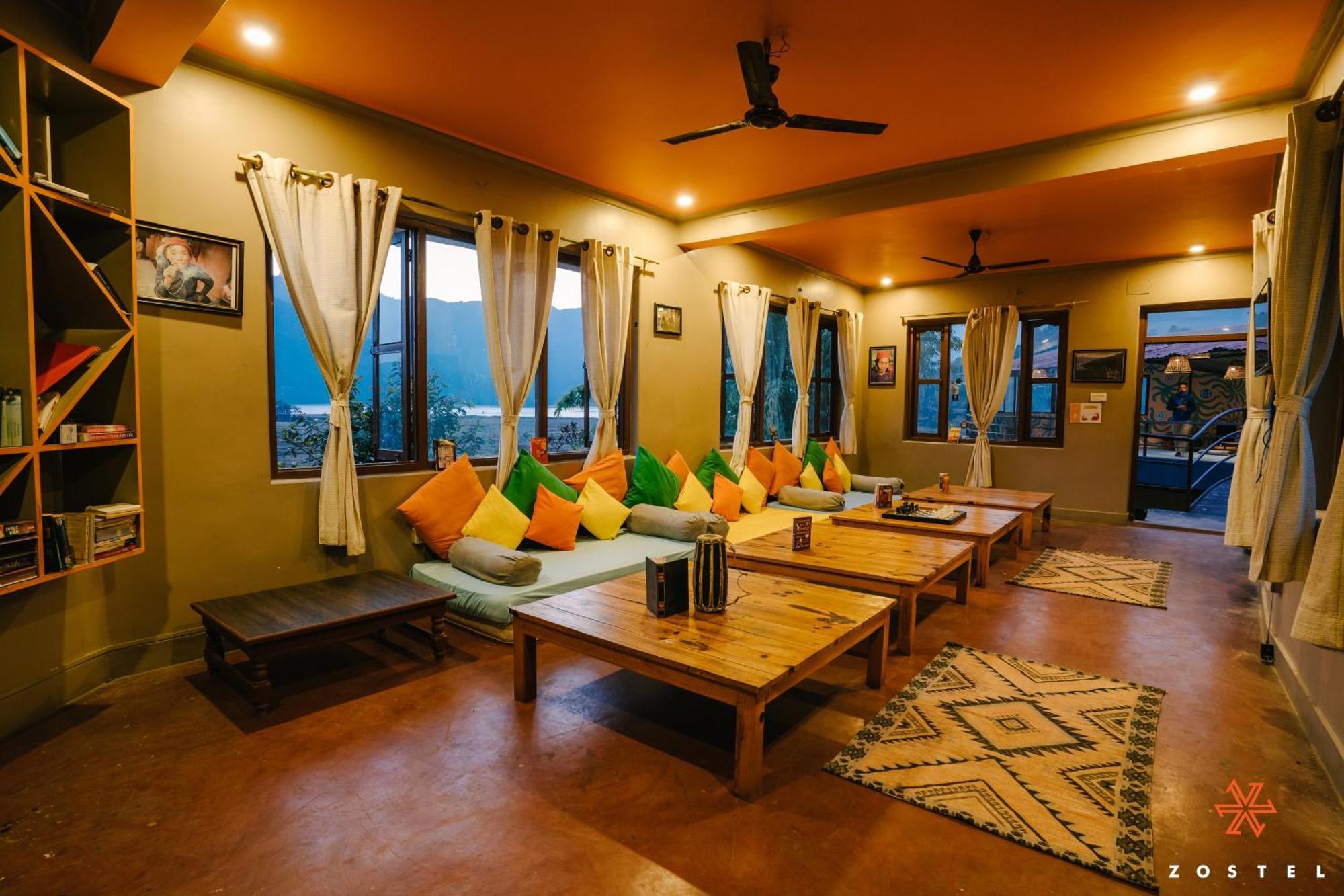 Hostel Zostel Pokhara Exterior foto
